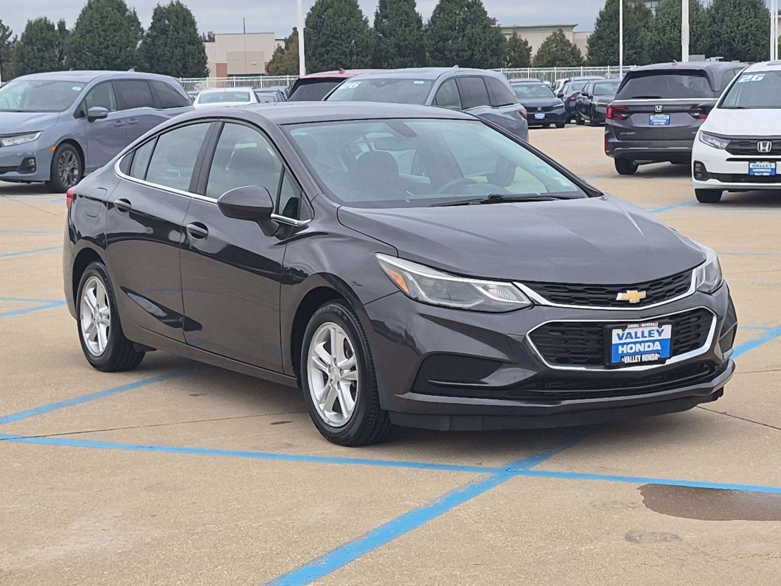 Used 2016 Tungsten Metallic Chevrolet LT image 4