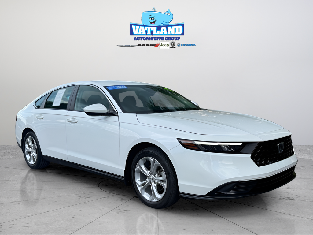 Used 2023 White Honda LX image 1