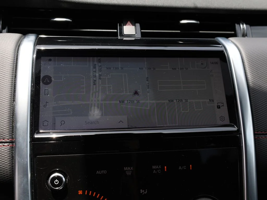 Used 2023 Gray Land Rover S R-Dynamic image 31