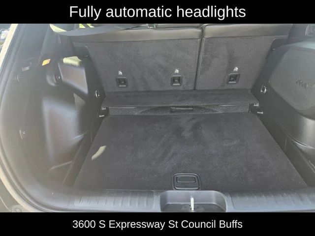 Used 2020 Black Jeep Limited image 24