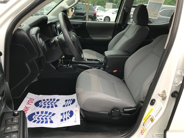 Used 2018 Super White Toyota SR image 20