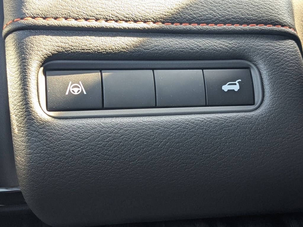 2025 Nissan Armada PRO-4X - Photo 22