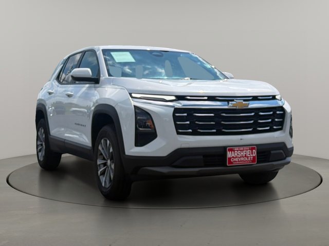 Used 2025 Summit White Chevrolet LT image 1