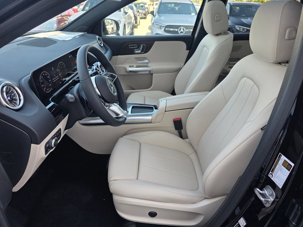 New 2026 Night Black Mercedes-Benz GLA 250 image 39