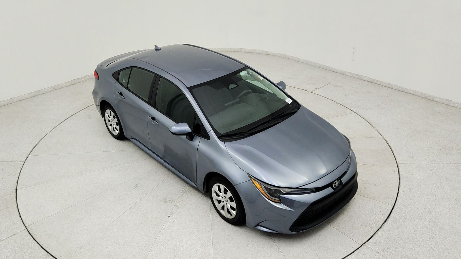 Used 2024  Toyota LE image 15