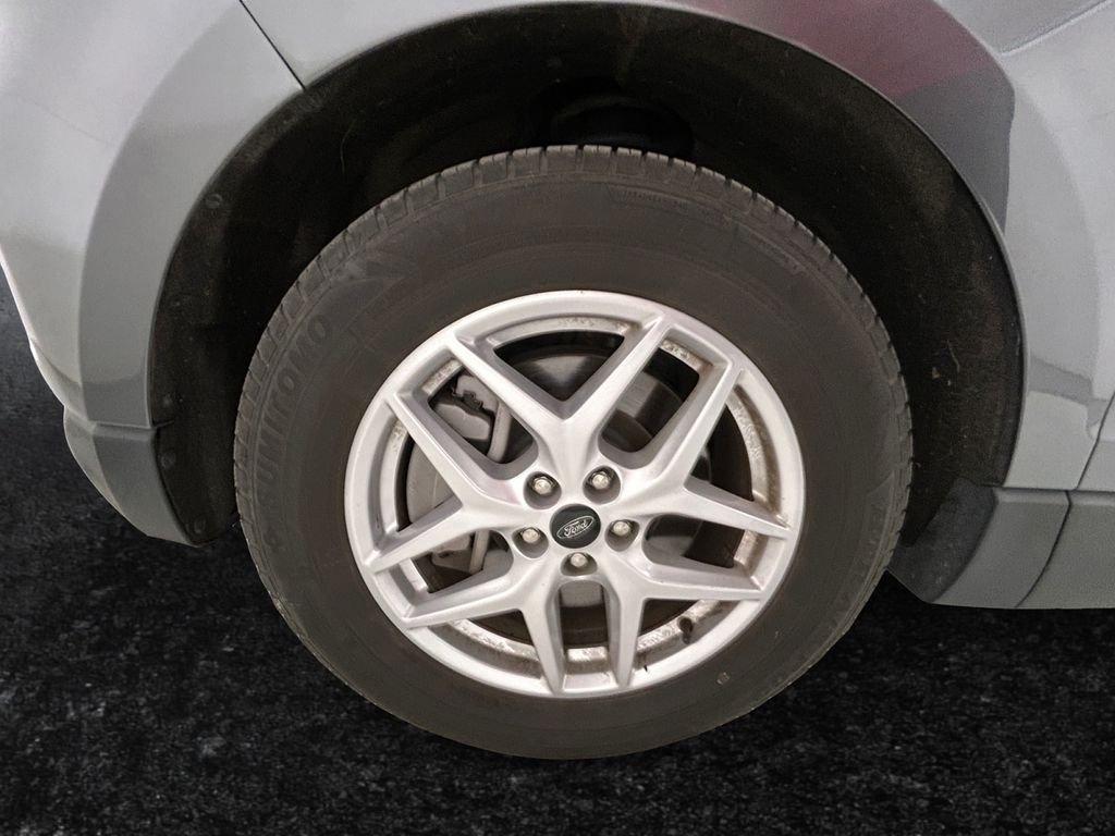 Used 2023 Gray Ford SEL image 27