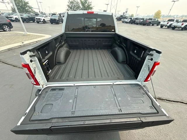 Used 2023 Gray Ford Lariat image 5