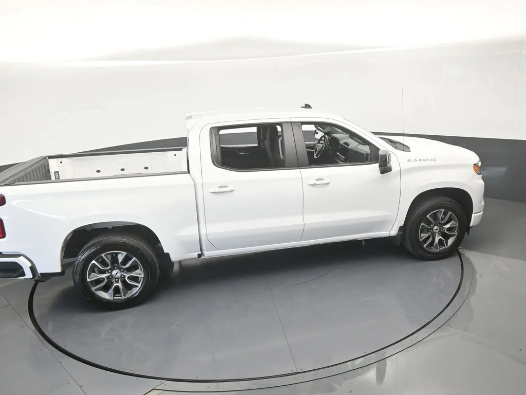 Used 2023 Summit White Chevrolet RST image 52