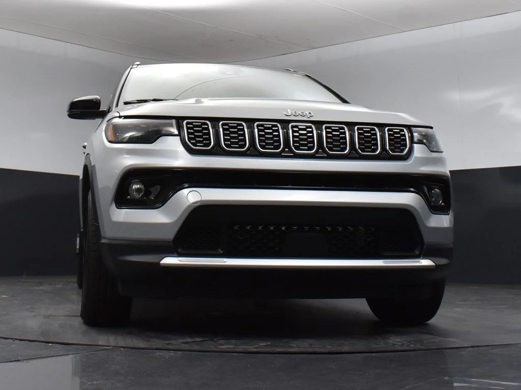 Certified Used 2024 Silver Jeep Limited image 33