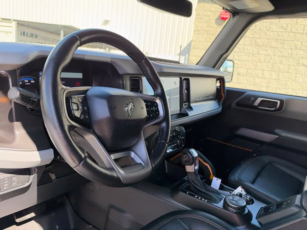 Used 2021 Blue Ford Badlands image 13