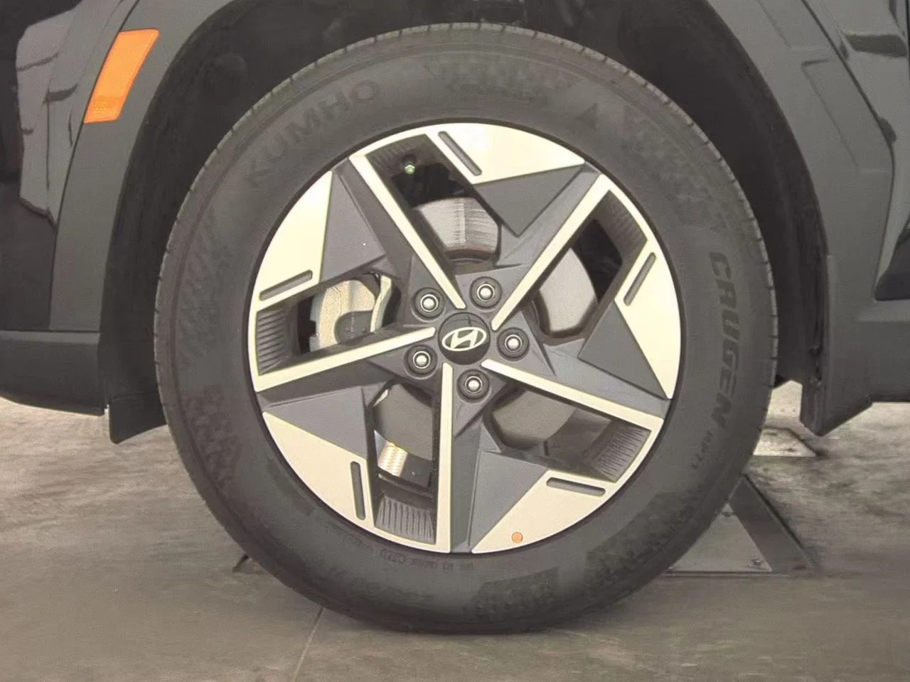 Used 2026 Black Hyundai SEL image 14