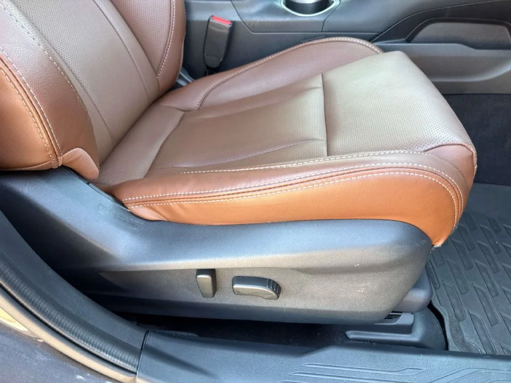 Used 2025 Gray Subaru Touring XT image 16