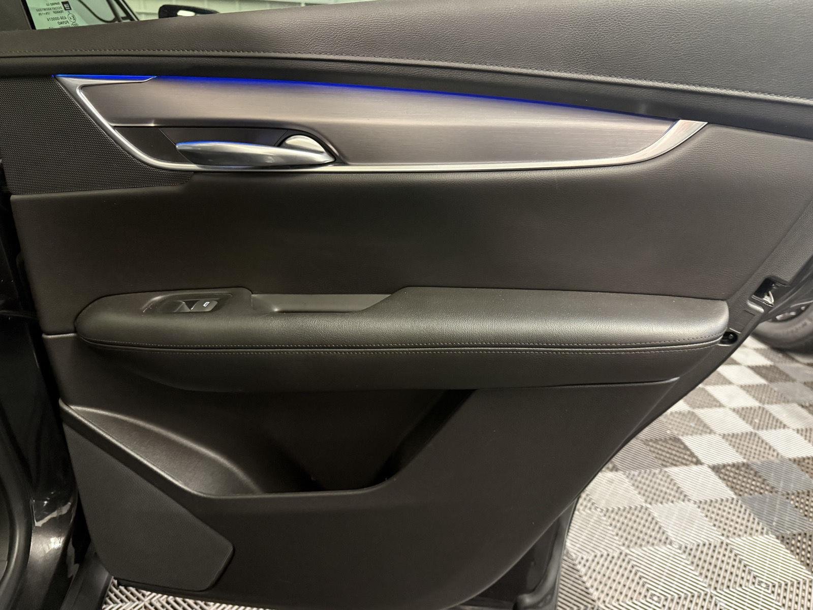 Used 2019 BLACK CADILLAC PREMLUX image 30
