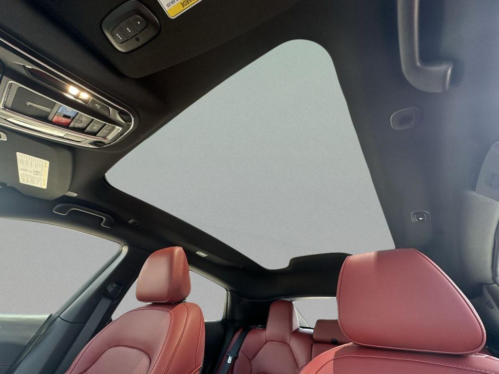 New 2026 White Knuckle Dodge R/T Plus image 25