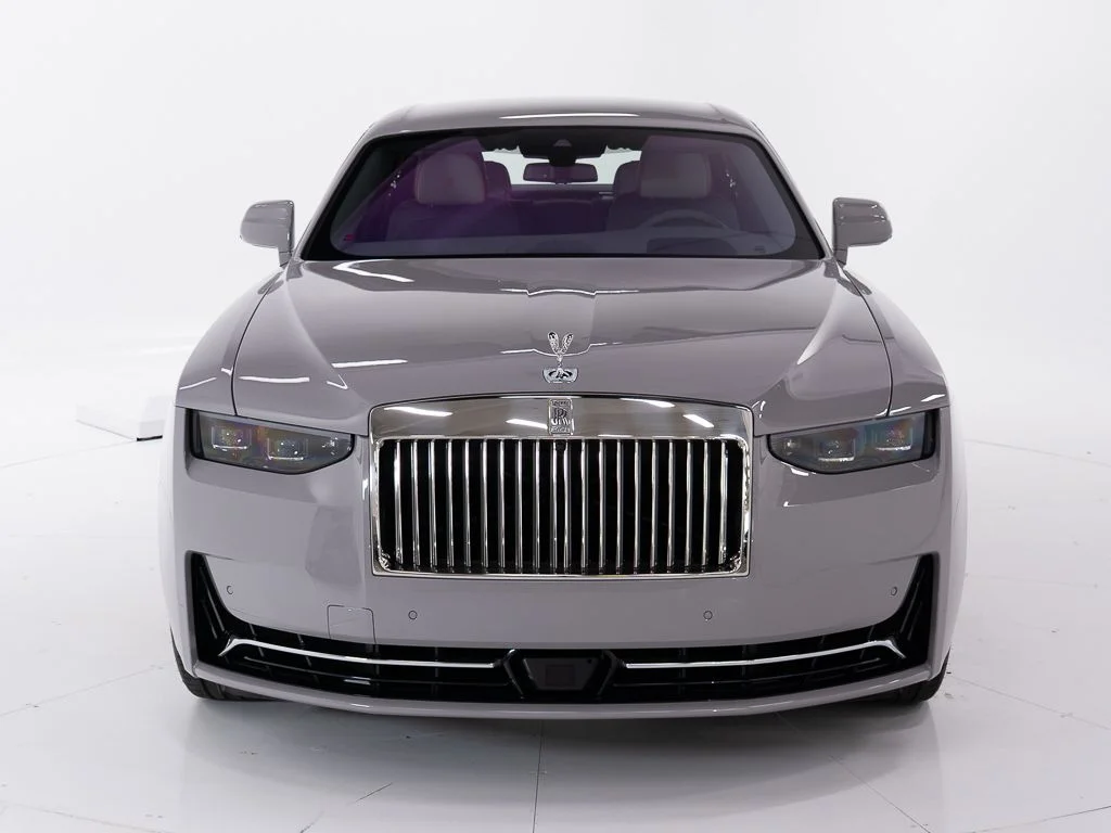 New 2026 Tempest Grey Rolls-Royce  image 8