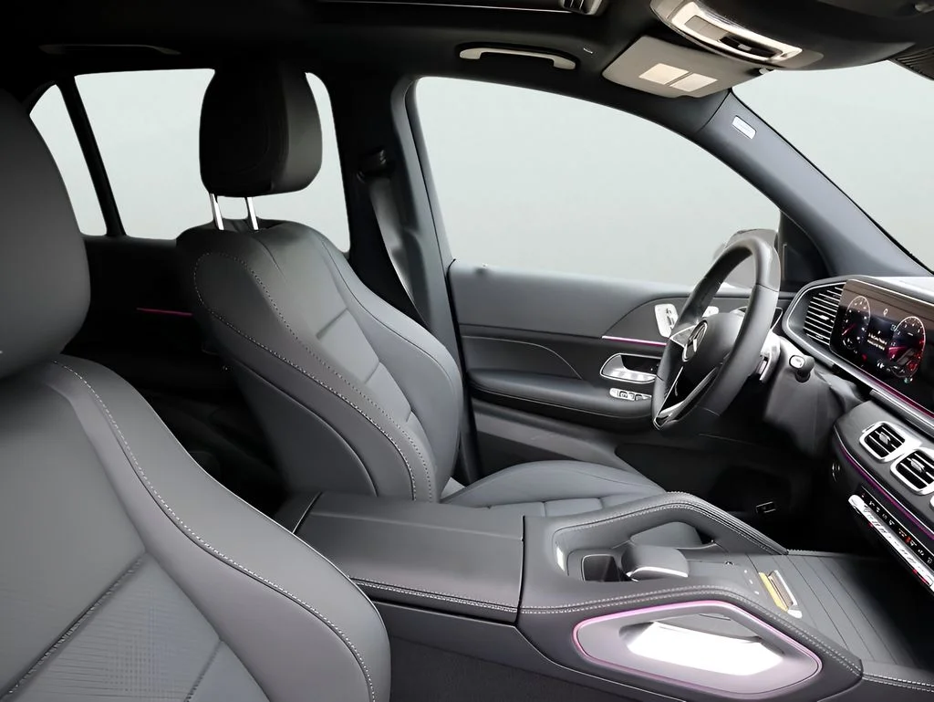 Used 2025 Obsidian Black Metallic Mercedes-Benz GLE 450 image 10