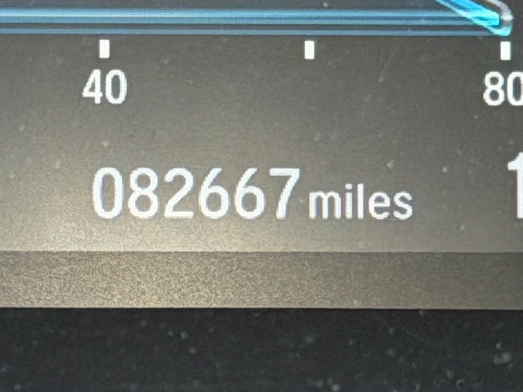 Used 2018 White Honda EX-T image 23