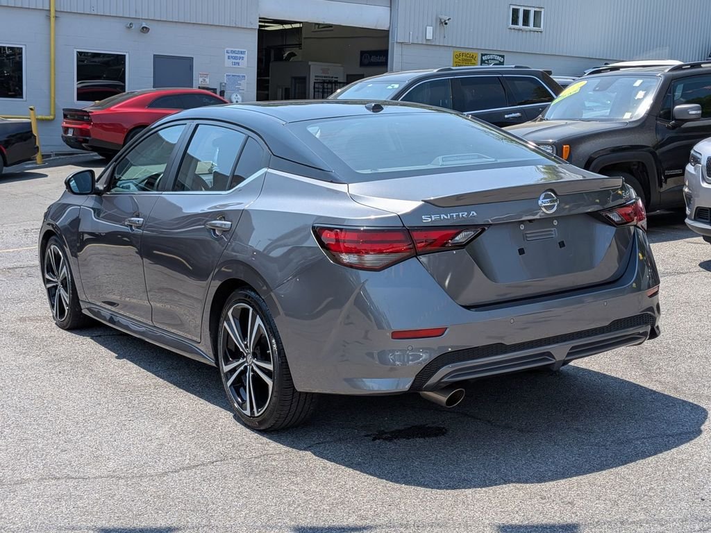 Certified Used 2021 Gray Nissan SR image 9