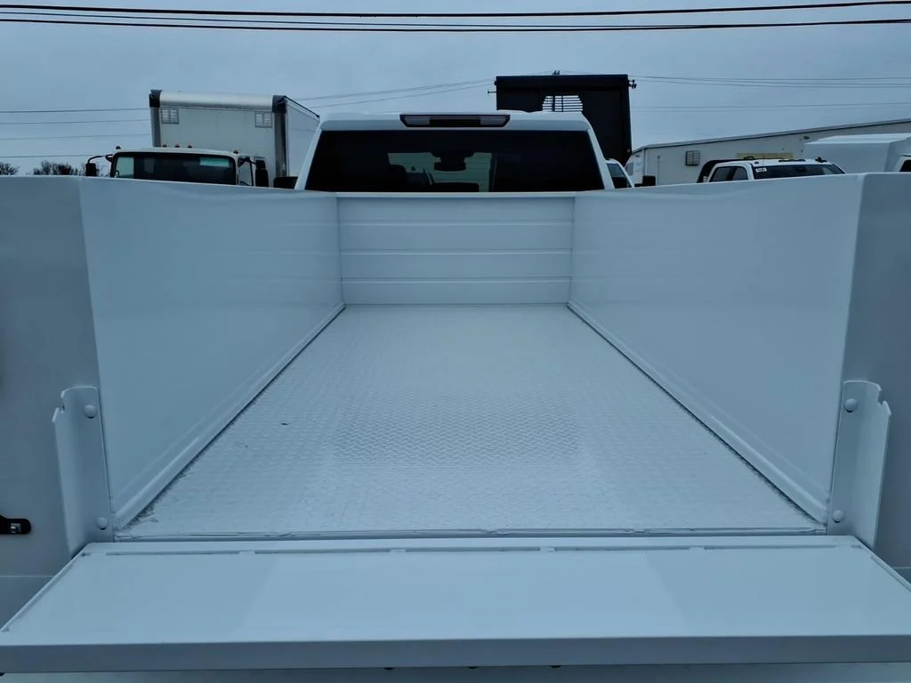 New 2026 Summit White Chevrolet Work Truck image 7
