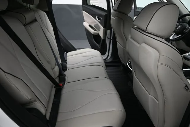 New 2026 Platinum White Pearl Acura Advance Package image 17