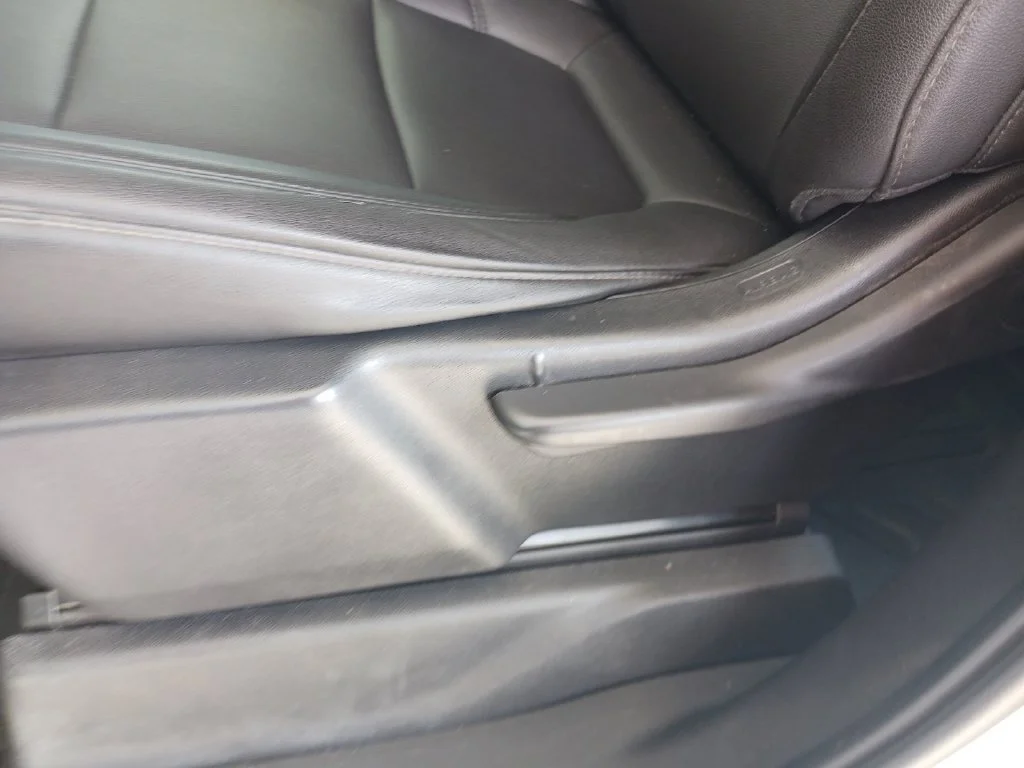 Used 2019 SUMMIT WHITE Chevrolet Work Truck image 30