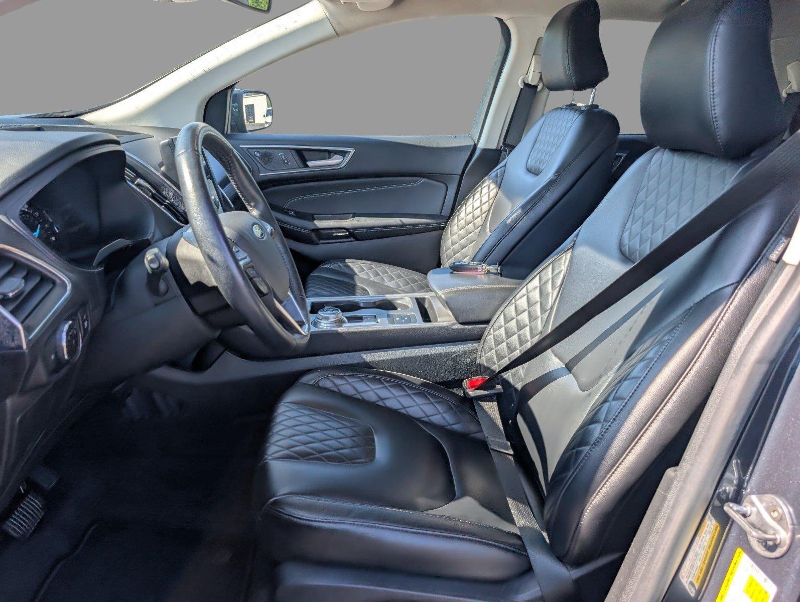Used 2024 Stone Blue Ford Titanium image 17