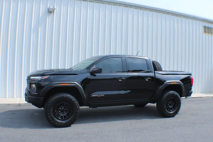 2024 GMC Canyon AT4X - Photo 4