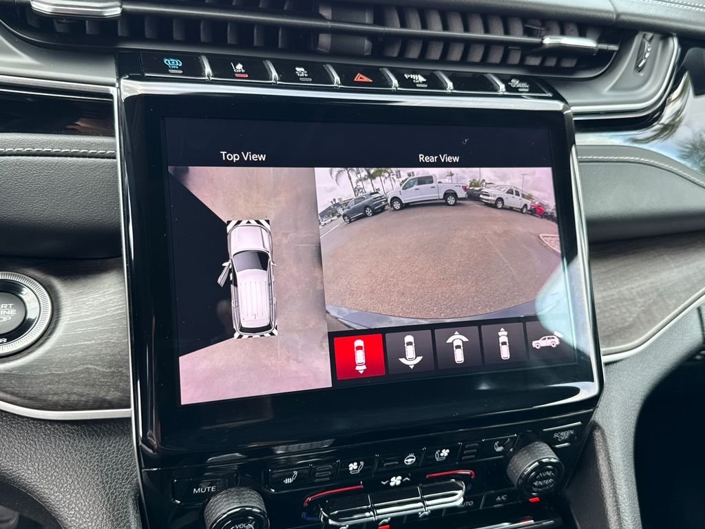 Used 2022 Black Jeep 4xe image 30