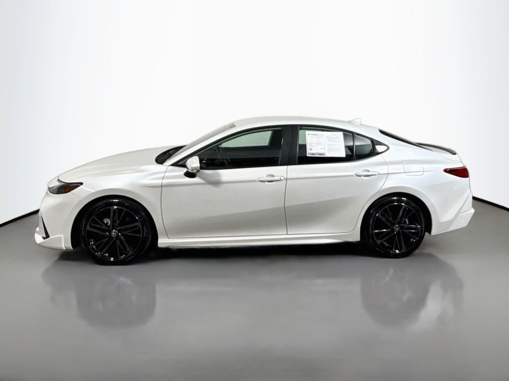 Used 2025 Wind Chill Pearl Toyota XSE image 4