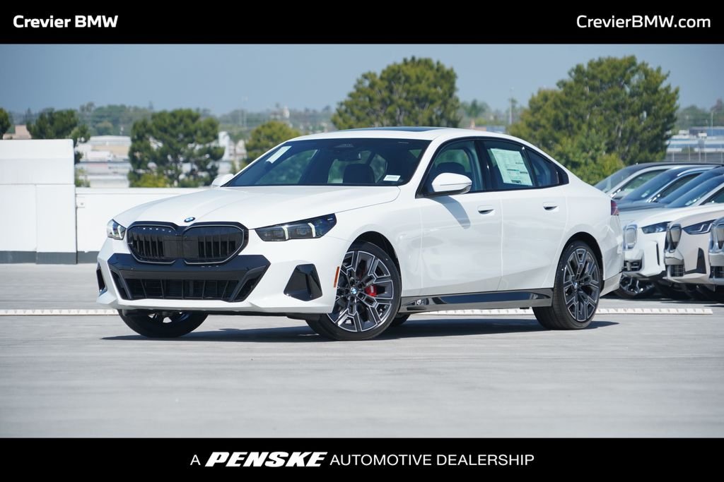 New 2027 Alpine White BMW 530i xDrive image 1