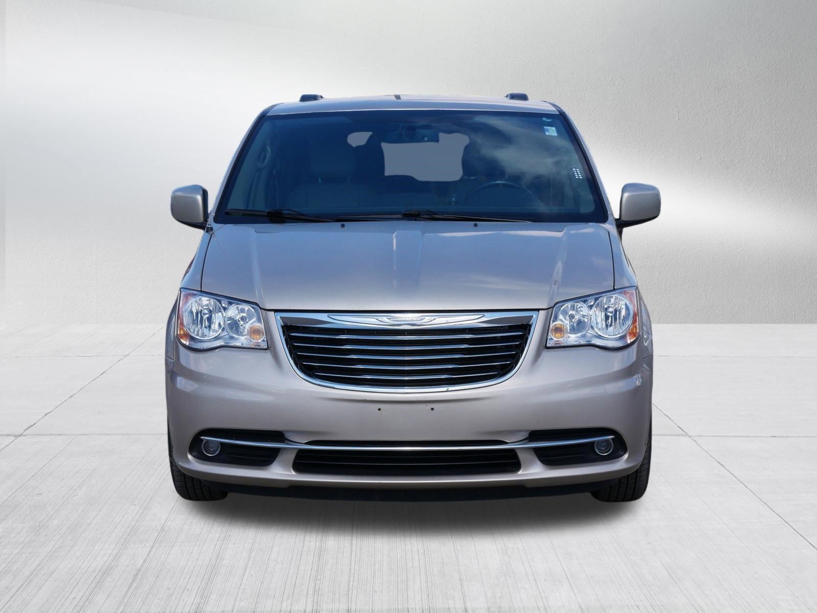 Used 2014 Chrysler Town & Country Touring with VIN 2C4RC1BG5ER387205 for sale in Bloomington, Minnesota