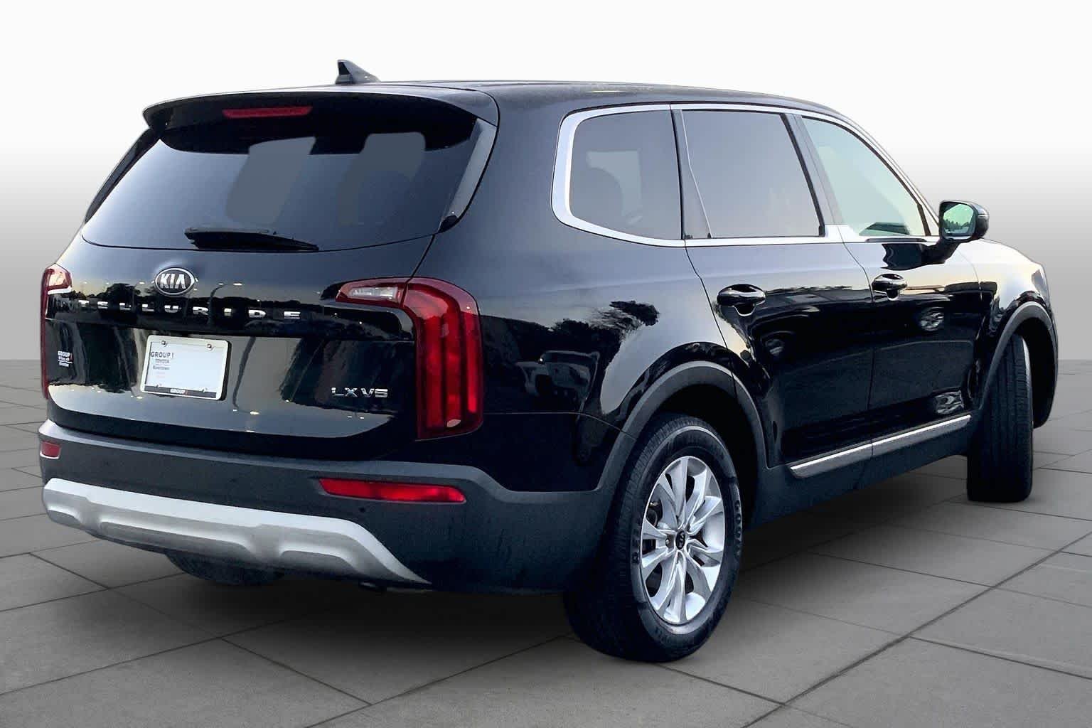 Used 2020 Ebony Black Kia LX image 13