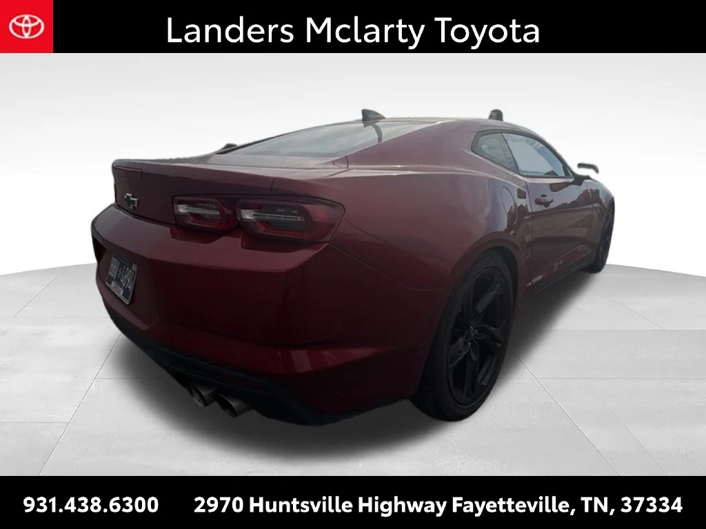 Used 2021 Red Chevrolet 2LT image 9