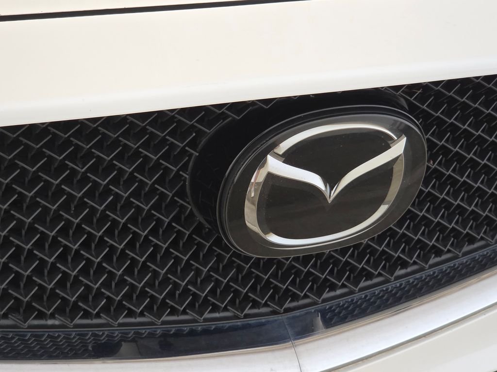 Used 2020 White Mazda Sport image 13