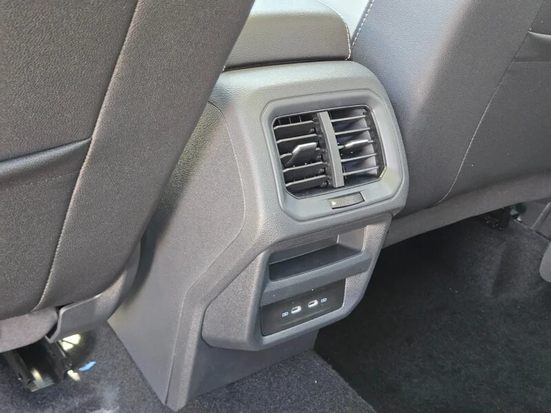 New 2026 Silver Volkswagen 1.5T SE image 7