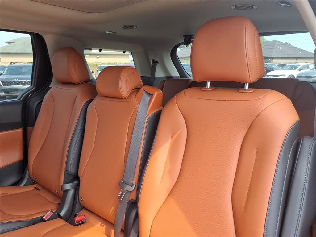 2026 Kia Carnival SX - Photo 26