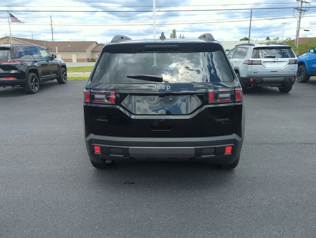 2026 Jeep Cherokee Laredo - Photo 7