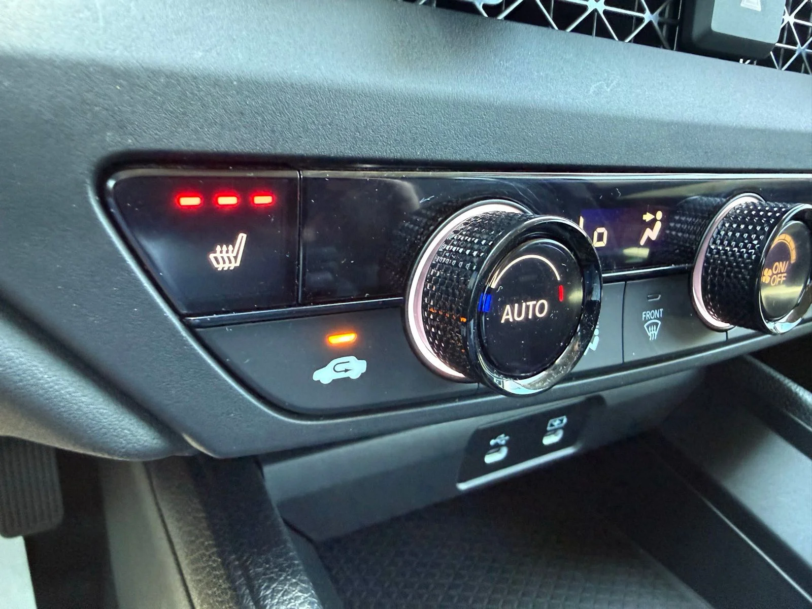 2025 Honda Accord SE - Photo 26