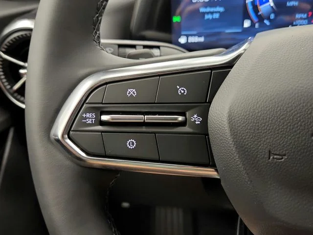 New 2027 White Chevrolet LT image 36