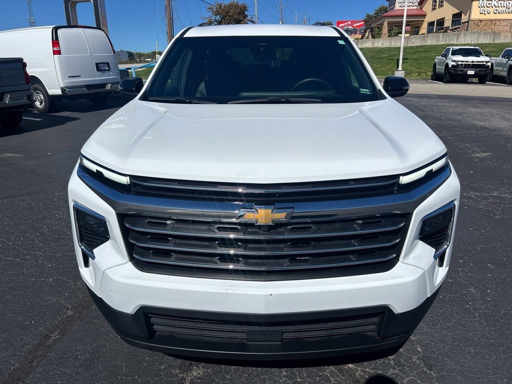 Used 2025 Chevrolet Traverse LT with VIN 1GNERGRS3SJ157714 for sale in Kansas City