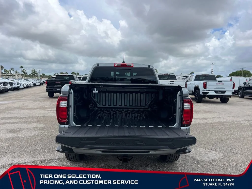 New 2026 Sterling Metallic GMC Elevation image 16