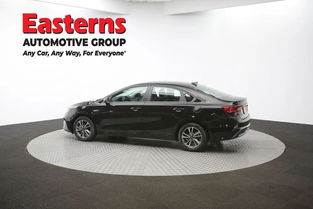 Used 2024 Black Kia LXS image 57