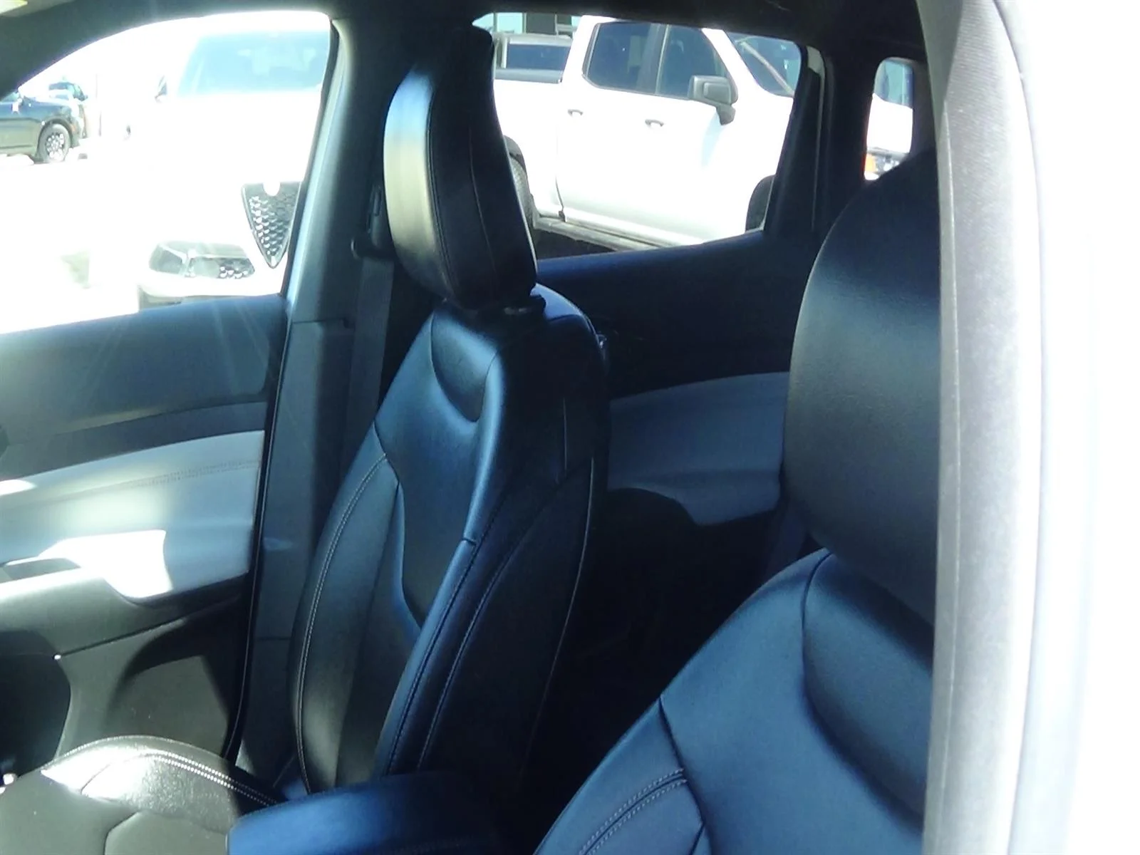 Certified Used 2025 Hydro Blue Pearl Coat (pbj) Jeep Limited image 18