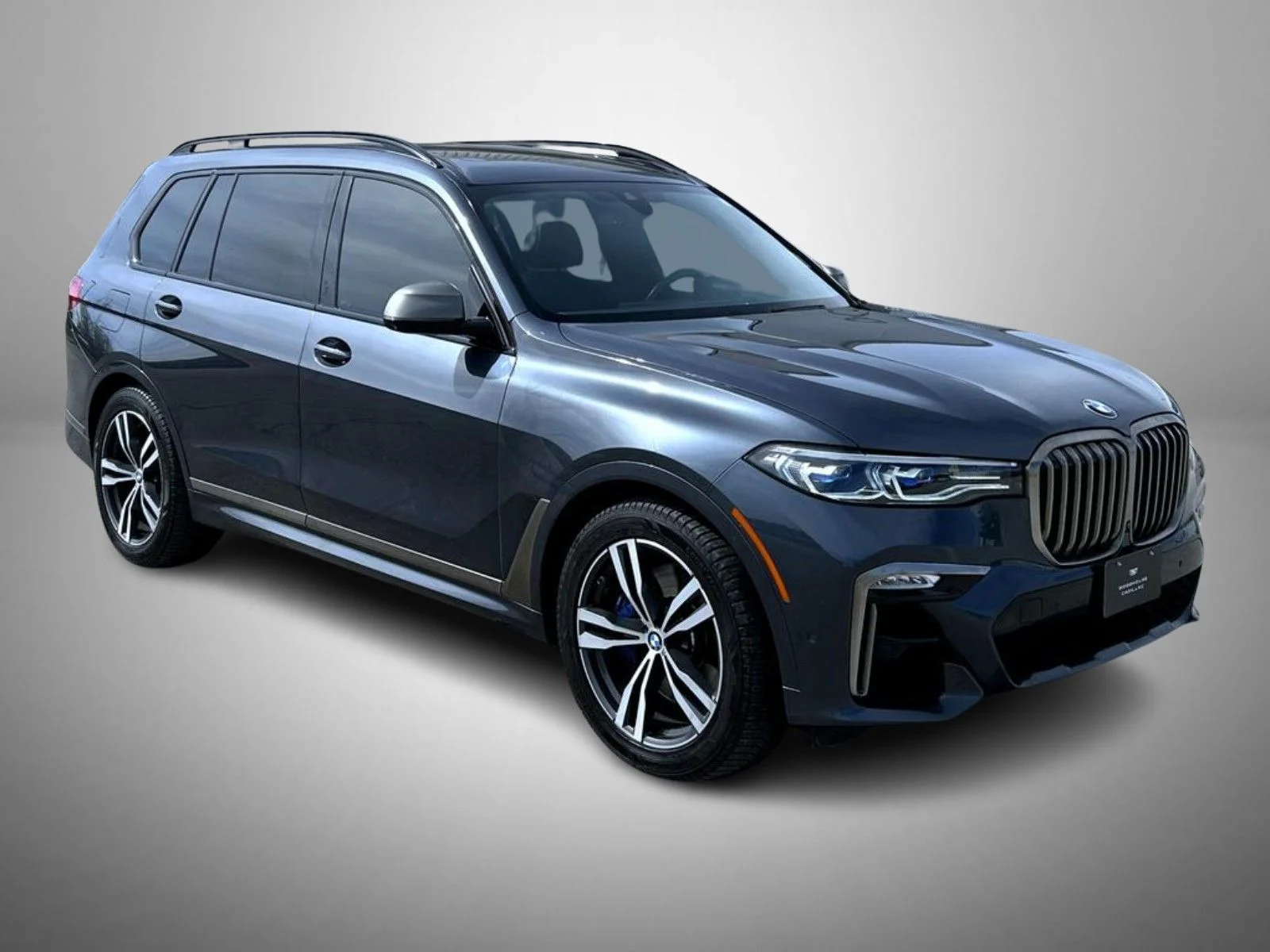 Used 2020 Gray BMW M50i image 3