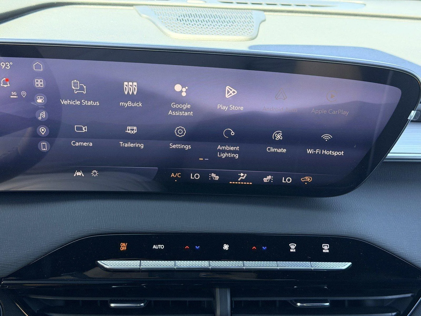 New 2026 Summit White Buick Preferred image 21