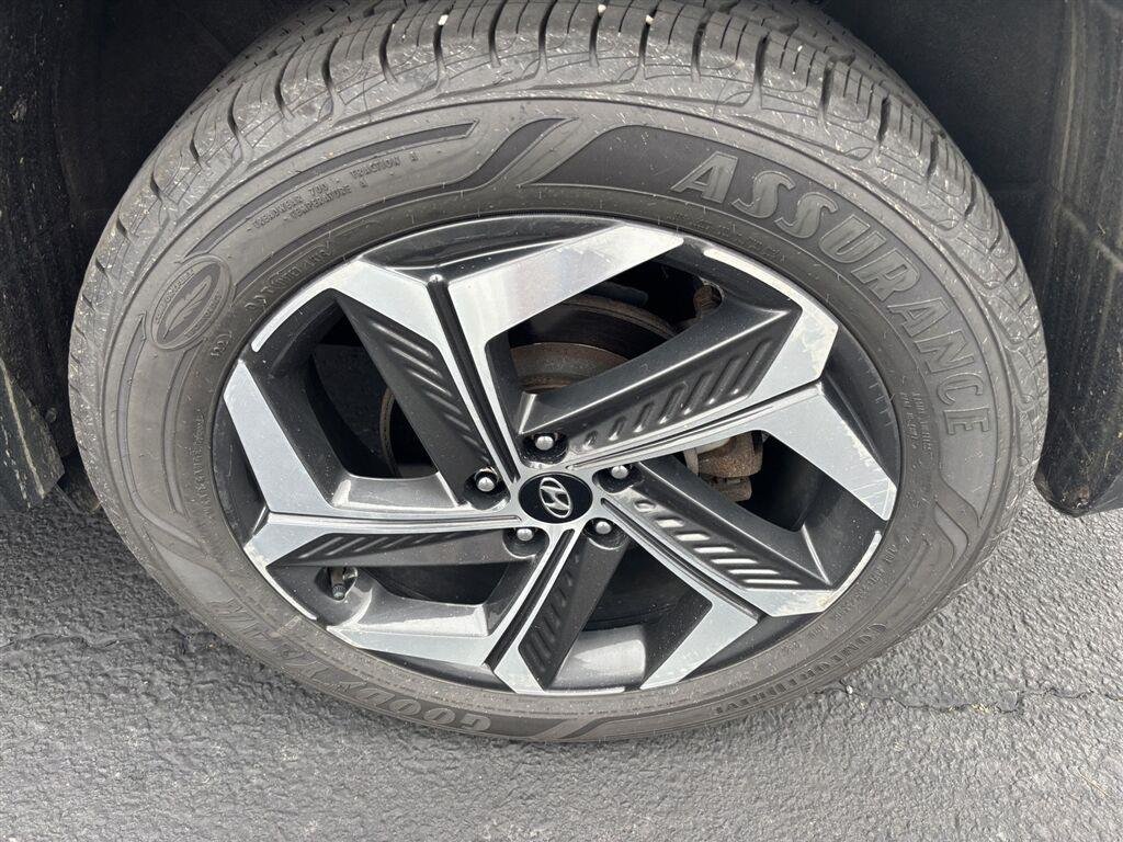 Used 2022 Portofino Gray Hyundai SEL image 4