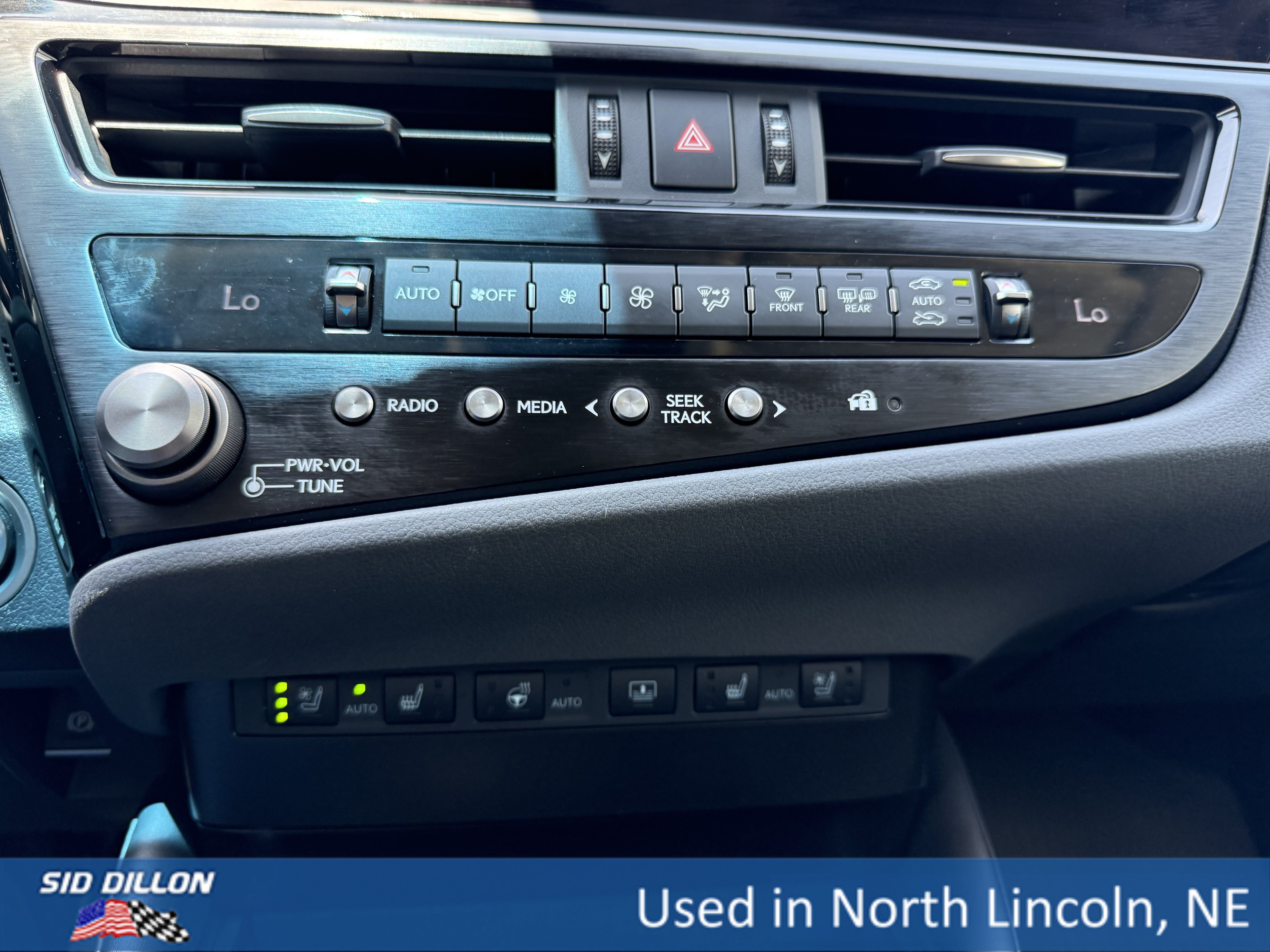 Used 2025 Iridium Lexus ES 350 Ultra Luxury image 16