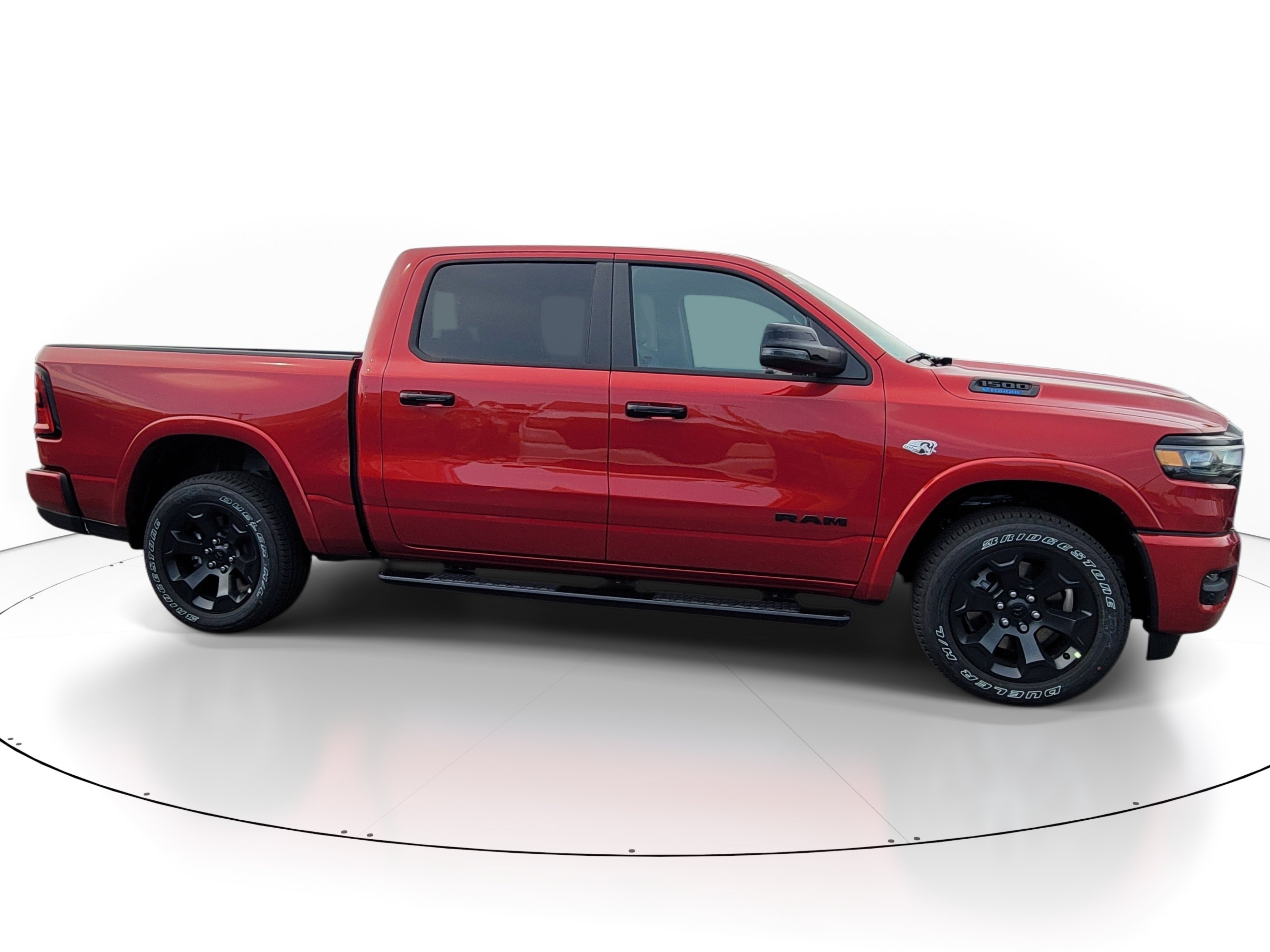 New 2026 Molten Red Pearl-Coat Exterior Paint RAM Big Horn image 5