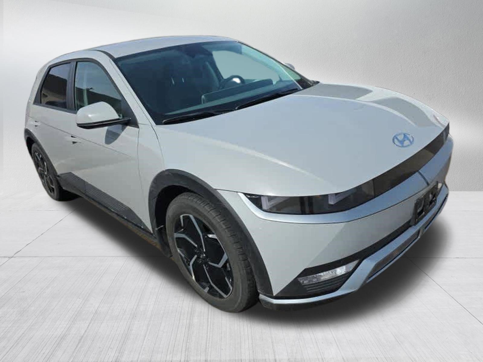 Certified 2024 Hyundai IONIQ 5 SEL with VIN KM8KNDDF8RU261829 for sale in Bloomington, Minnesota