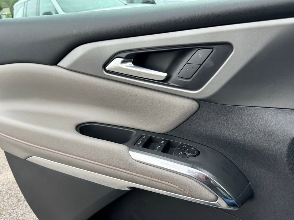 2026 Chevrolet Traverse LT - Photo 36